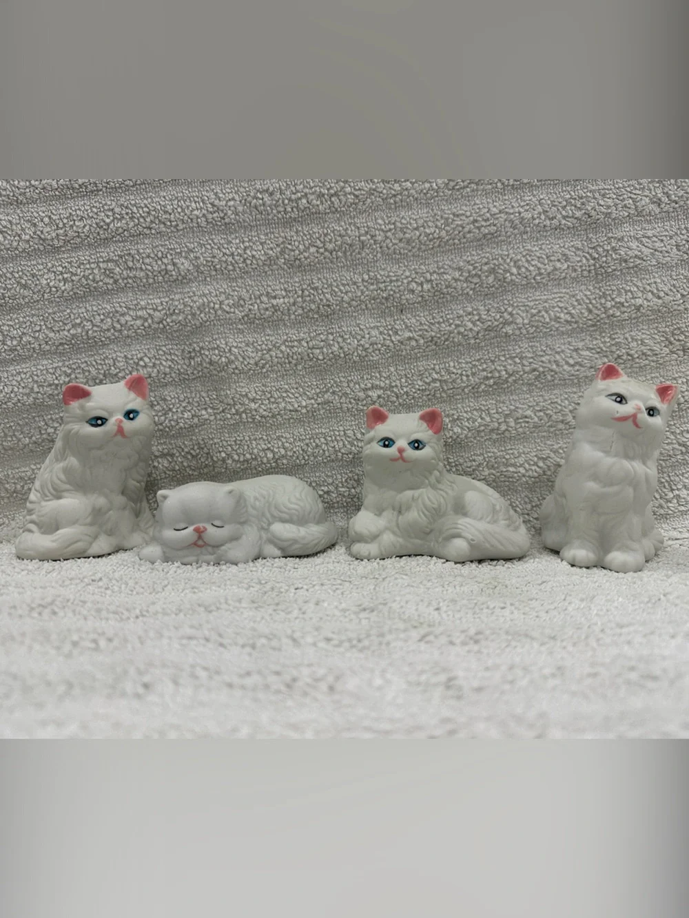White Cat Figurine Set with Pink Accents - Unknown Brand
